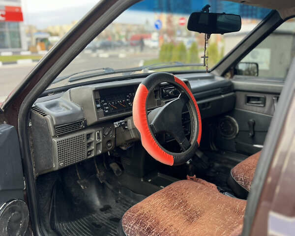 Коричневый ВАЗ 21099, объемом двигателя 1.5 л и пробегом 215 тыс. км за 1500 $, фото 5 на Automoto.ua