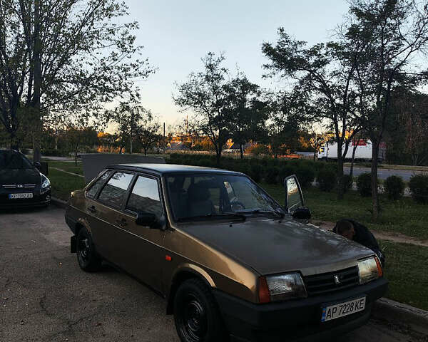 Коричневый ВАЗ 21099, объемом двигателя 1.5 л и пробегом 193 тыс. км за 1499 $, фото 6 на Automoto.ua