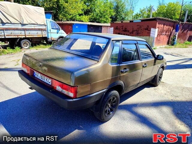 Коричневый ВАЗ 21099, объемом двигателя 1.5 л и пробегом 343 тыс. км за 1450 $, фото 2 на Automoto.ua
