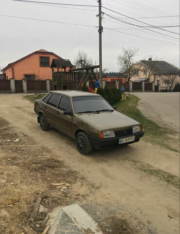 Коричневый ВАЗ 21099, объемом двигателя 1.5 л и пробегом 248 тыс. км за 2000 $, фото 13 на Automoto.ua