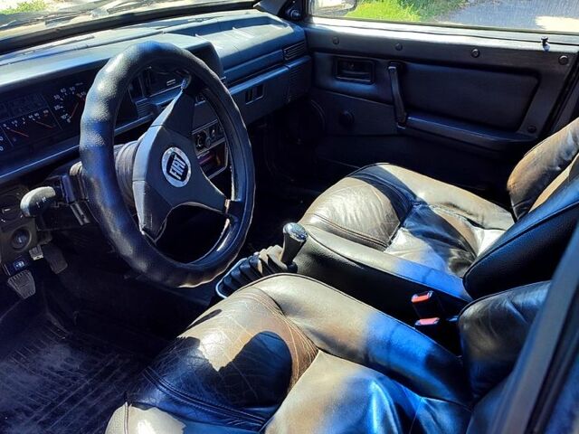 Коричневый ВАЗ 21099, объемом двигателя 1.5 л и пробегом 343 тыс. км за 1450 $, фото 3 на Automoto.ua