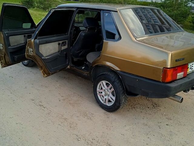 Коричневий ВАЗ 21099, об'ємом двигуна 15 л та пробігом 135 тис. км за 999 $, фото 3 на Automoto.ua