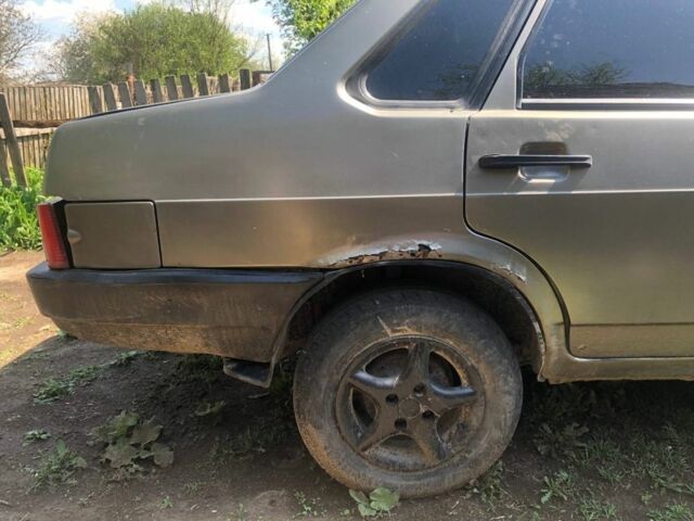 Коричневый ВАЗ 21099, объемом двигателя 1.5 л и пробегом 200 тыс. км за 574 $, фото 1 на Automoto.ua