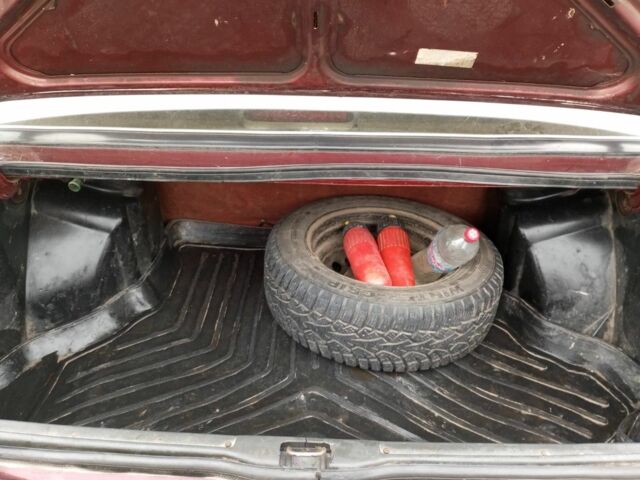 Красный ВАЗ 21099, объемом двигателя 0 л и пробегом 323 тыс. км за 1000 $, фото 4 на Automoto.ua