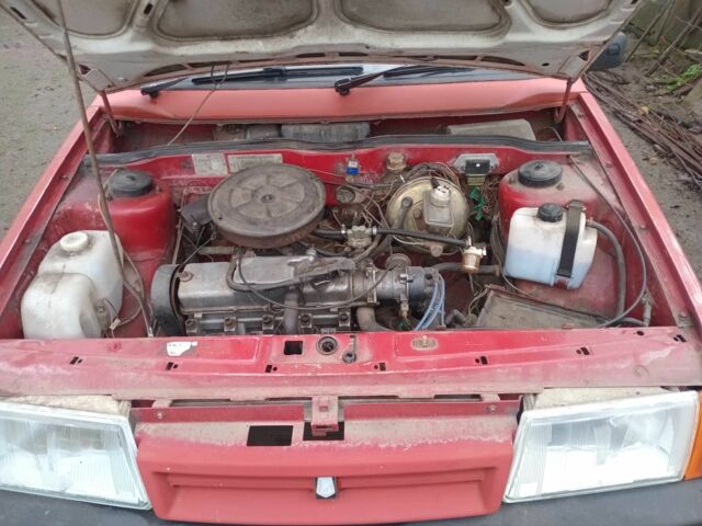 Красный ВАЗ 21099, объемом двигателя 0 л и пробегом 400 тыс. км за 750 $, фото 5 на Automoto.ua