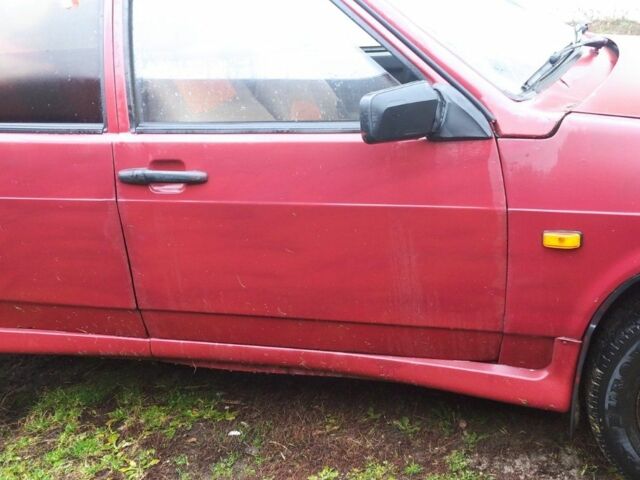 Красный ВАЗ 21099, объемом двигателя 1 л и пробегом 670 тыс. км за 477 $, фото 4 на Automoto.ua