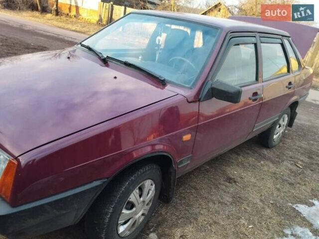 Красный ВАЗ 21099, объемом двигателя 1.5 л и пробегом 228 тыс. км за 1800 $, фото 2 на Automoto.ua