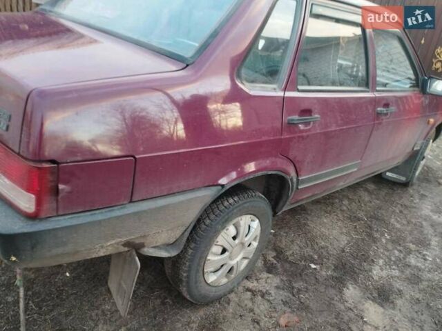 Красный ВАЗ 21099, объемом двигателя 1.5 л и пробегом 228 тыс. км за 1800 $, фото 7 на Automoto.ua