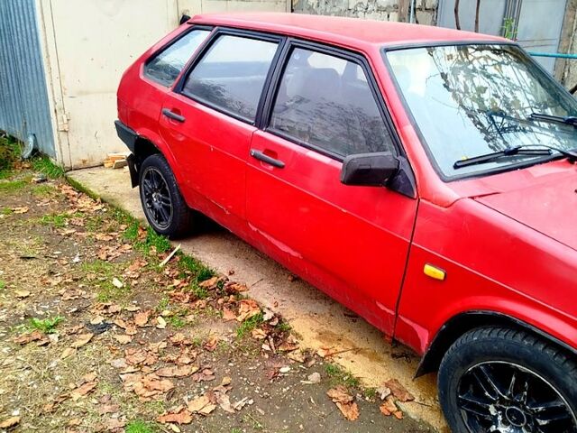 Красный ВАЗ 21099, объемом двигателя 1.6 л и пробегом 0 тыс. км за 1100 $, фото 1 на Automoto.ua