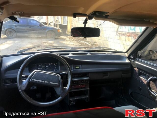 Красный ВАЗ 21099, объемом двигателя 1.5 л и пробегом 100 тыс. км за 850 $, фото 3 на Automoto.ua