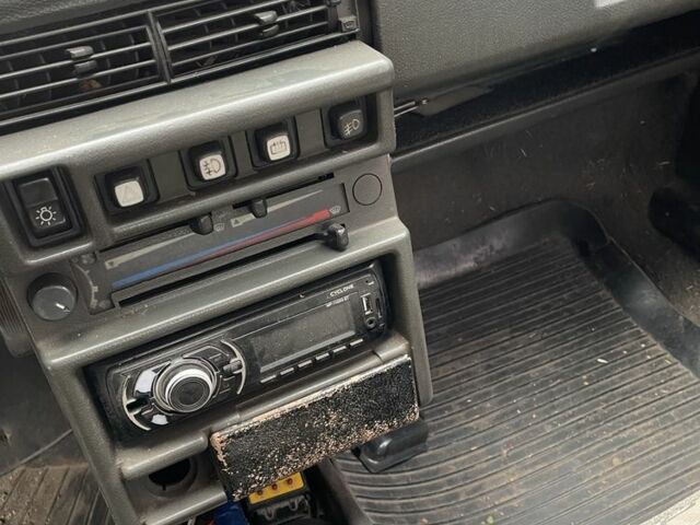 Червоний ВАЗ 21099, об'ємом двигуна 1.5 л та пробігом 50 тис. км за 457 $, фото 5 на Automoto.ua