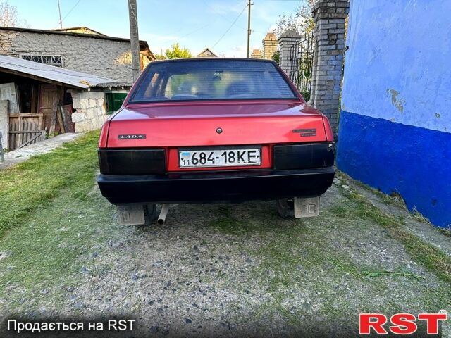 Красный ВАЗ 21099, объемом двигателя 1.5 л и пробегом 250 тыс. км за 1200 $, фото 1 на Automoto.ua