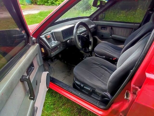 Красный ВАЗ 21099, объемом двигателя 1.5 л и пробегом 0 тыс. км за 1100 $, фото 7 на Automoto.ua