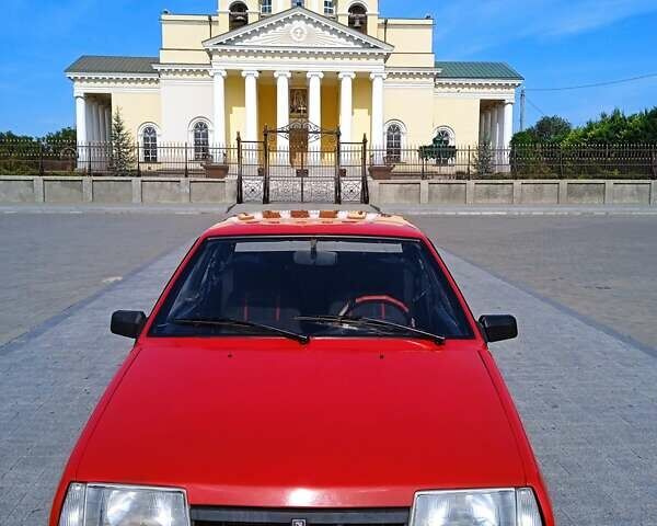 Красный ВАЗ 21099, объемом двигателя 1.3 л и пробегом 150 тыс. км за 1250 $, фото 4 на Automoto.ua