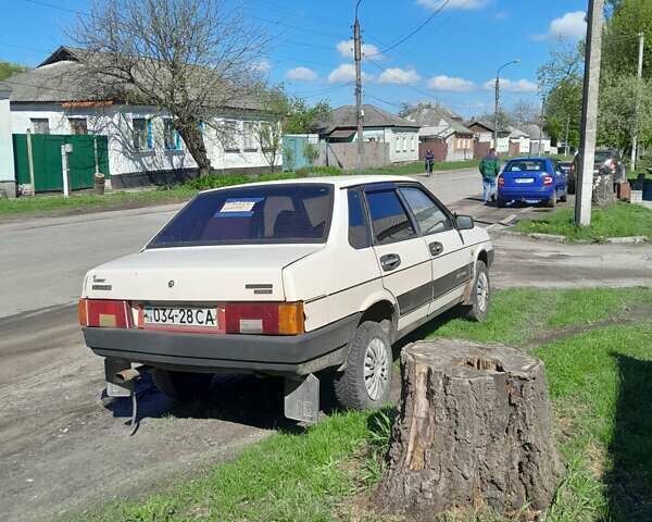 Червоний ВАЗ 21099, об'ємом двигуна 1.6 л та пробігом 200 тис. км за 900 $, фото 2 на Automoto.ua