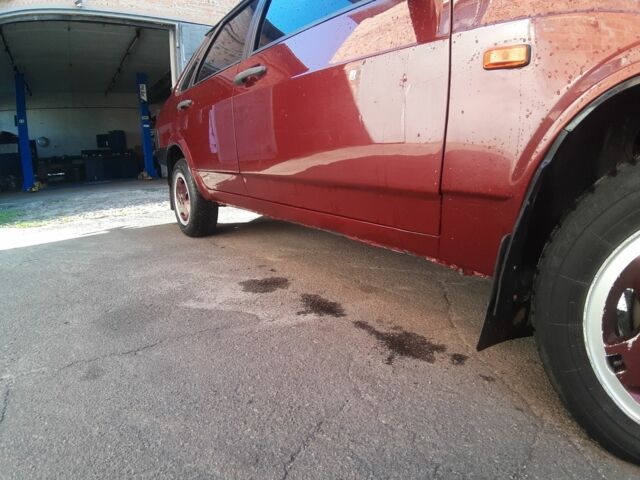 Красный ВАЗ 21099, объемом двигателя 0 л и пробегом 200 тыс. км за 1500 $, фото 5 на Automoto.ua