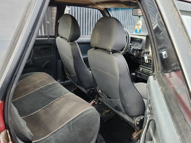 Красный ВАЗ 21099, объемом двигателя 1.5 л и пробегом 368 тыс. км за 750 $, фото 12 на Automoto.ua