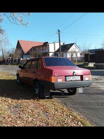 Красный ВАЗ 21099, объемом двигателя 1.5 л и пробегом 300 тыс. км за 1250 $, фото 1 на Automoto.ua