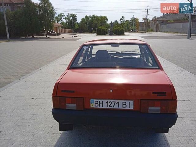 Красный ВАЗ 21099, объемом двигателя 1.3 л и пробегом 150 тыс. км за 1250 $, фото 5 на Automoto.ua