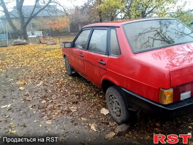 Красный ВАЗ 21099, объемом двигателя 1.5 л и пробегом 223 тыс. км за 650 $, фото 1 на Automoto.ua