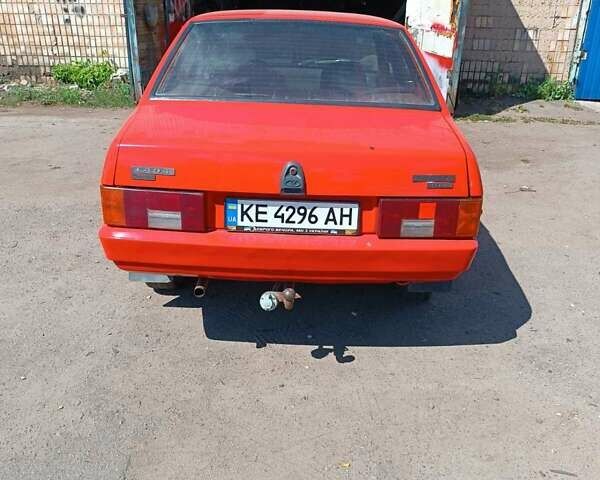 Красный ВАЗ 21099, объемом двигателя 1.29 л и пробегом 300 тыс. км за 1000 $, фото 2 на Automoto.ua