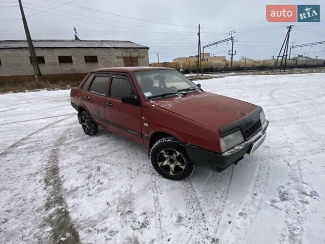 Червоний ВАЗ 21099, об'ємом двигуна 1.5 л та пробігом 301 тис. км за 550 $, фото 1 на Automoto.ua