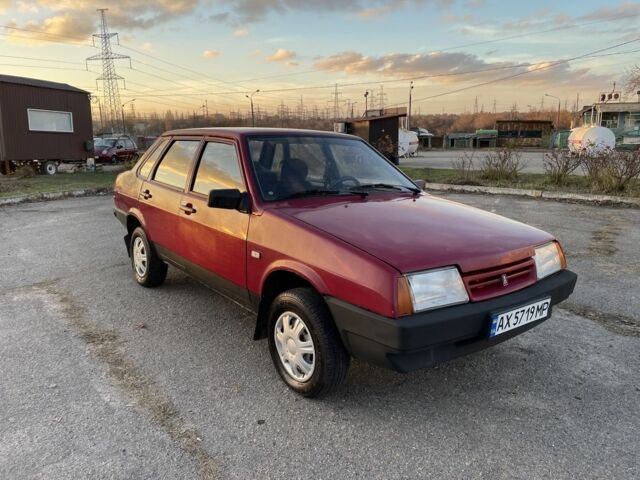Червоний ВАЗ 21099, об'ємом двигуна 1.5 л та пробігом 200 тис. км за 800 $, фото 1 на Automoto.ua