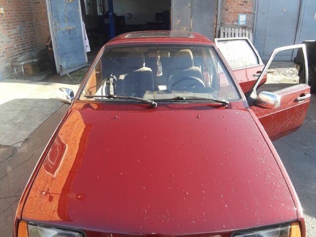 Красный ВАЗ 21099, объемом двигателя 0 л и пробегом 200 тыс. км за 1500 $, фото 4 на Automoto.ua