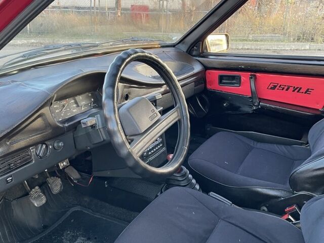 Червоний ВАЗ 21099, об'ємом двигуна 1.5 л та пробігом 200 тис. км за 800 $, фото 4 на Automoto.ua