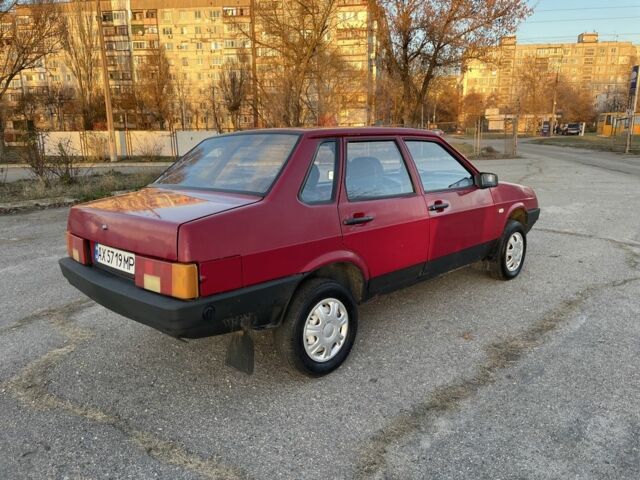 Червоний ВАЗ 21099, об'ємом двигуна 1.5 л та пробігом 200 тис. км за 800 $, фото 2 на Automoto.ua