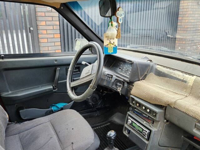 Красный ВАЗ 21099, объемом двигателя 1.5 л и пробегом 368 тыс. км за 750 $, фото 9 на Automoto.ua