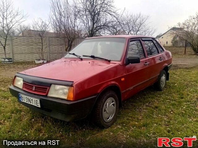 Красный ВАЗ 21099, объемом двигателя 1.3 л и пробегом 340 тыс. км за 1350 $, фото 1 на Automoto.ua
