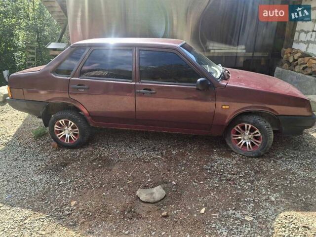 Красный ВАЗ 21099, объемом двигателя 1.3 л и пробегом 230 тыс. км за 600 $, фото 1 на Automoto.ua