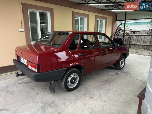 Красный ВАЗ 21099, объемом двигателя 1.5 л и пробегом 99 тыс. км за 1350 $, фото 5 на Automoto.ua