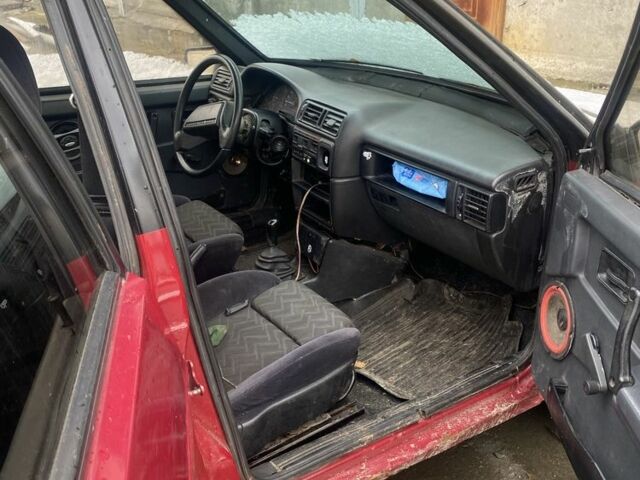 Красный ВАЗ 21099, объемом двигателя 1.5 л и пробегом 450 тыс. км за 700 $, фото 3 на Automoto.ua