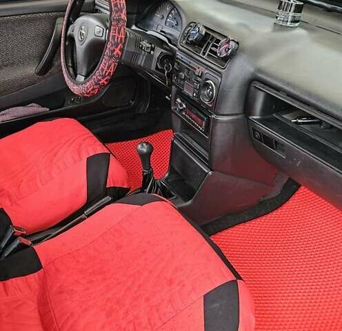 Красный ВАЗ 21099, объемом двигателя 1.1 л и пробегом 150 тыс. км за 1350 $, фото 3 на Automoto.ua