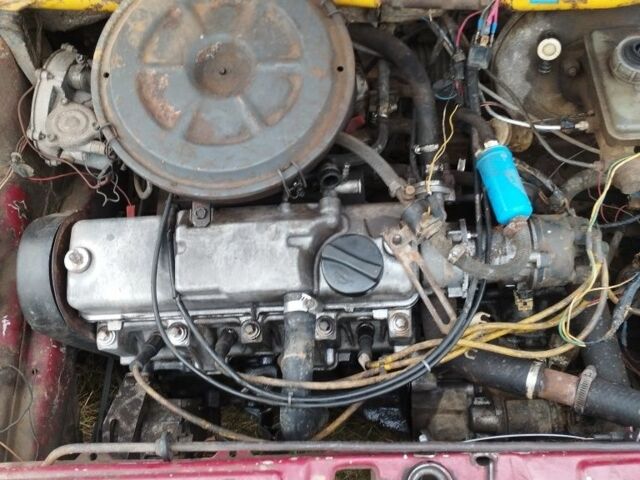 Красный ВАЗ 21099, объемом двигателя 1.5 л и пробегом 230 тыс. км за 547 $, фото 5 на Automoto.ua