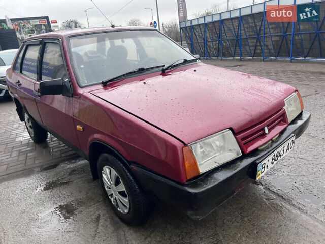 Красный ВАЗ 21099, объемом двигателя 1.5 л и пробегом 250 тыс. км за 1050 $, фото 4 на Automoto.ua