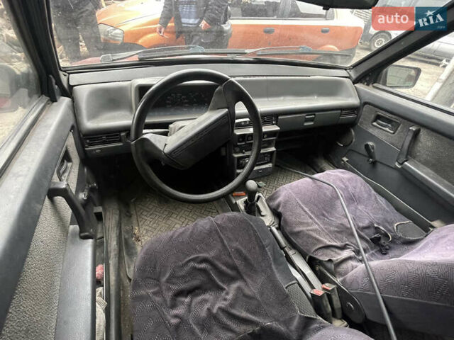 Красный ВАЗ 21099, объемом двигателя 0 л и пробегом 100 тыс. км за 541 $, фото 2 на Automoto.ua