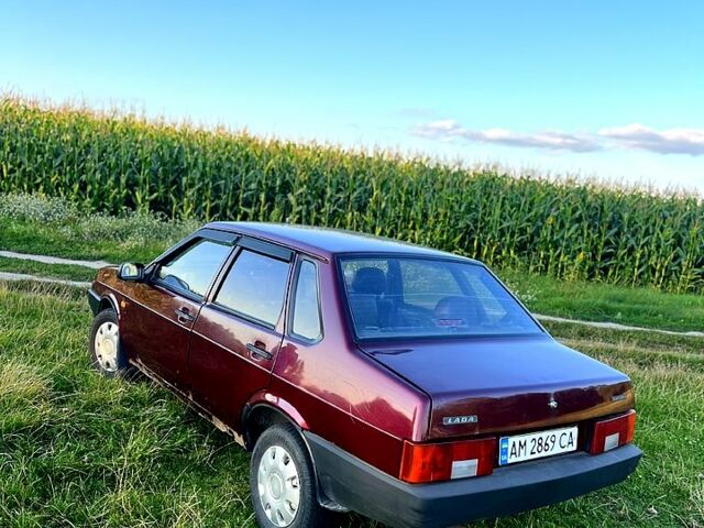 ВАЗ 21099 1993 в Бердичеве на Automoto.ua Красный ВАЗ 21099, объемом двигателя 1.3 л и пробегом 111 тыс. км за 820 $, фото 2 на Automoto.ua