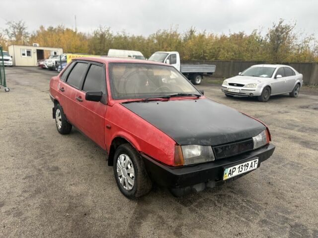 Красный ВАЗ 21099, объемом двигателя 1.5 л и пробегом 540 тыс. км за 559 $, фото 1 на Automoto.ua