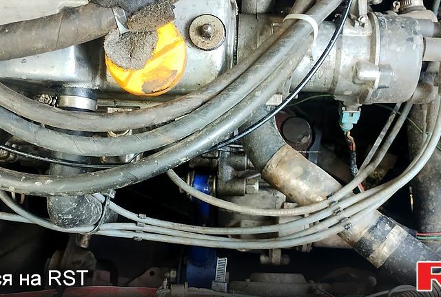 Красный ВАЗ 21099, объемом двигателя 1.3 л и пробегом 50 тыс. км за 1500 $, фото 2 на Automoto.ua