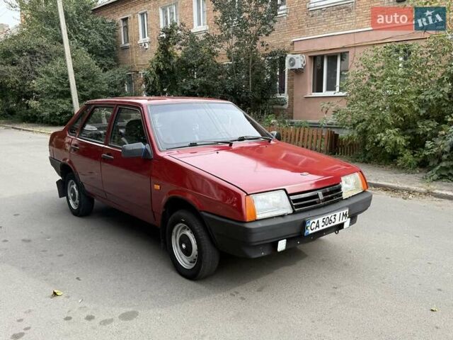 Красный ВАЗ 21099, объемом двигателя 1.5 л и пробегом 99 тыс. км за 1350 $, фото 1 на Automoto.ua