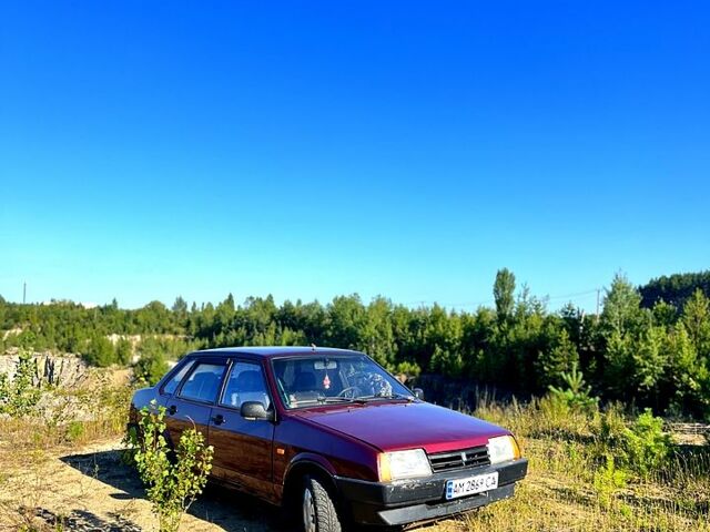 ВАЗ 21099 1993 в Бердичеве на Automoto.ua Красный ВАЗ 21099, объемом двигателя 1.3 л и пробегом 111 тыс. км за 820 $, фото 1 на Automoto.ua