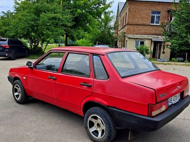 Червоний ВАЗ 21099, об'ємом двигуна 1.5 л та пробігом 303 тис. км за 900 $, фото 1 на Automoto.ua