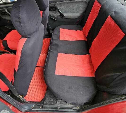 Красный ВАЗ 21099, объемом двигателя 1.1 л и пробегом 150 тыс. км за 1350 $, фото 6 на Automoto.ua