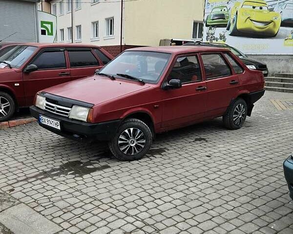 Красный ВАЗ 21099, объемом двигателя 1.1 л и пробегом 150 тыс. км за 1350 $, фото 2 на Automoto.ua