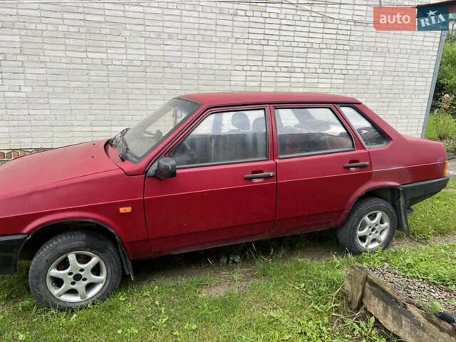 Красный ВАЗ 21099, объемом двигателя 1.46 л и пробегом 293 тыс. км за 1000 $, фото 4 на Automoto.ua