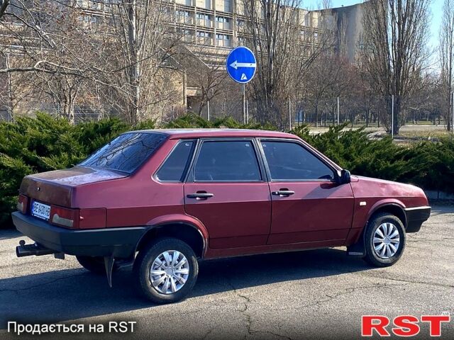 Красный ВАЗ 21099, объемом двигателя 1.5 л и пробегом 200 тыс. км за 1350 $, фото 3 на Automoto.ua