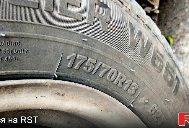 Красный ВАЗ 21099, объемом двигателя 1.3 л и пробегом 50 тыс. км за 1500 $, фото 4 на Automoto.ua